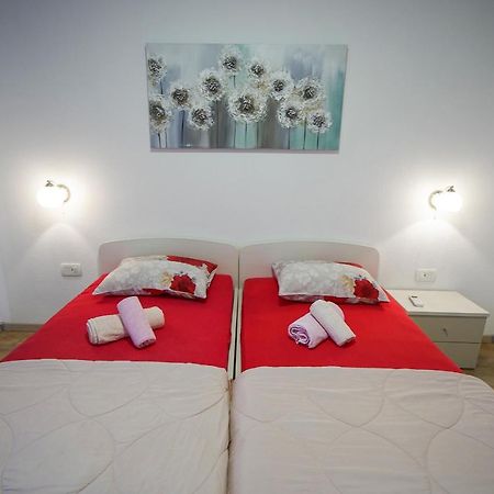 Studio Apartman M&F Apartamento Split Exterior foto