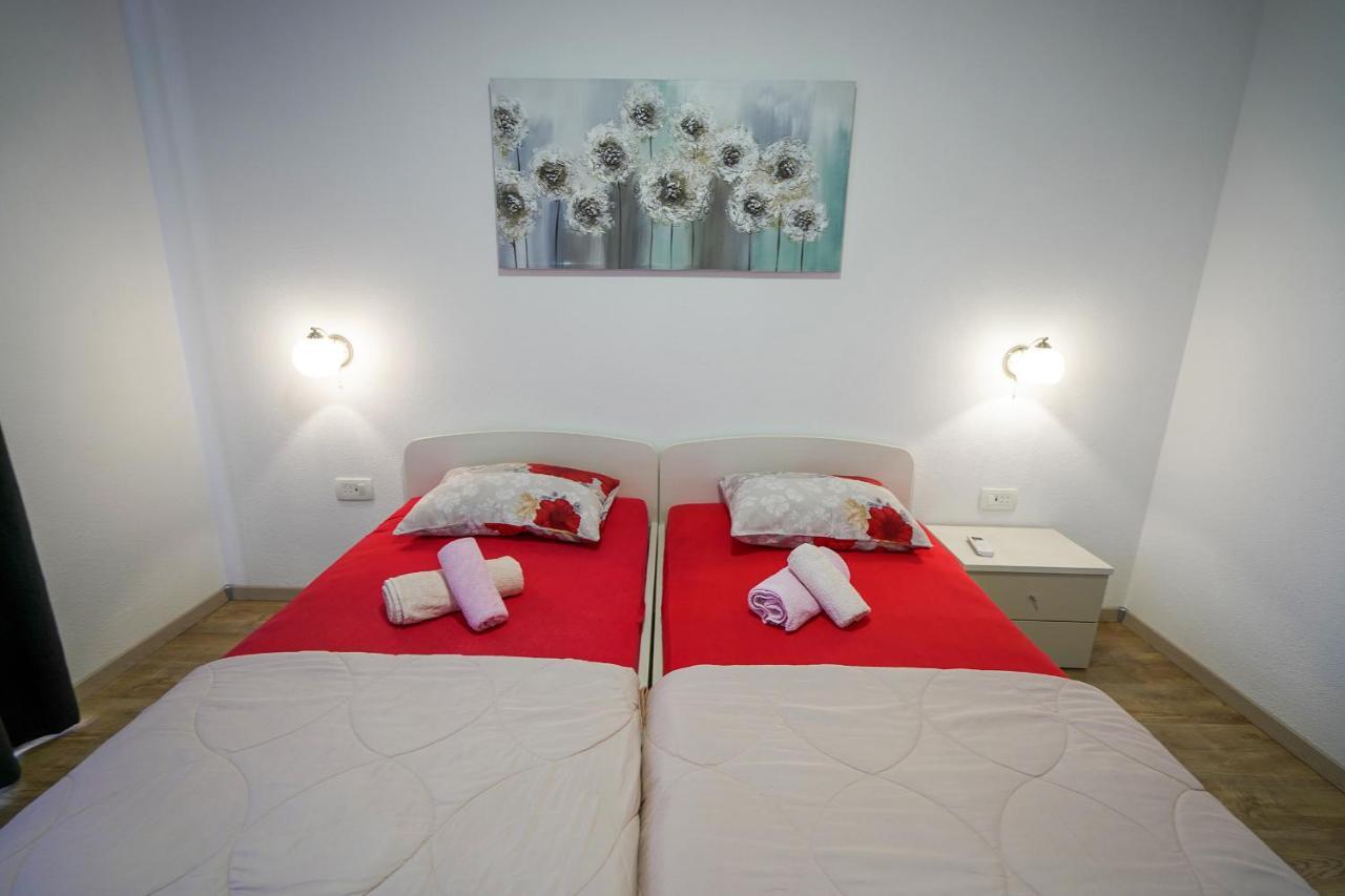Studio Apartman M&F Apartamento Split Exterior foto